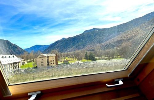 Esterri D'Aneu Apartamento | Dúplex amb vistes fantàstiques al centre d'Esterri d'Àneu by RURAL D'ÀNEU