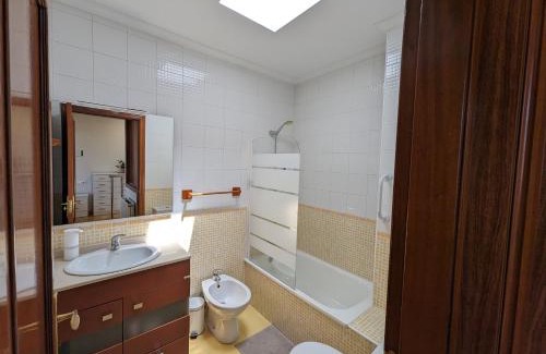 Distrito Oeste Apartamento | Dúplex Calle Cuba Gijón