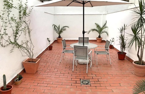 Ciudad Jardin Apartamento | Dúplex con patio junto al centro