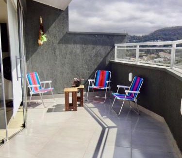 Sao Roque Apartamento | Dúplex do Poente, vista única a 5min da Rota do Vinho em São Roque SP