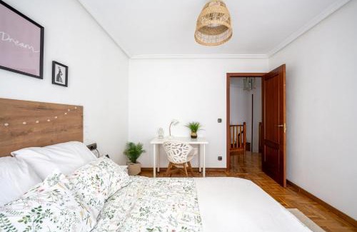 Centro de la ciudad de Gijón Apartamento | Dúplex Gijón Centro Playa - Garaje gratuito -