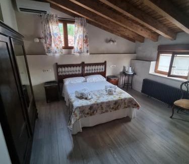 Piedralaves Casa | D' Anta Casa de la Luz