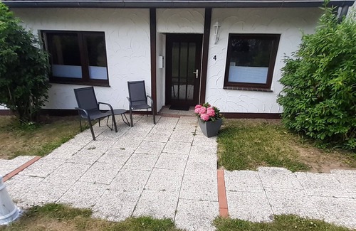 Niedenstein Casa | D&B staycation Ferienpark Modern apartment "Die Kugel" (child- pet friendly)
