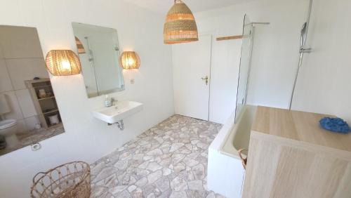 Niedenstein Apartamento | D&B staycation Ferienpark