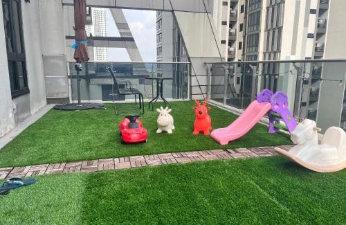 Medini Apartamento | D Bunga مسلم Homestay Pool View Legoland Nusajaya