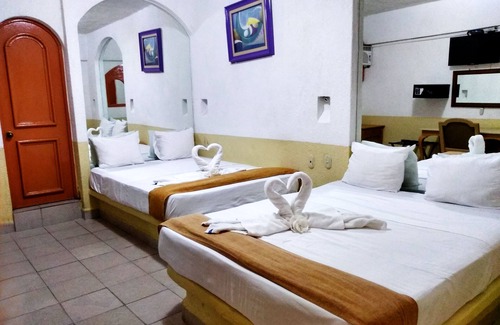Hornos Hotel | D'Cesar Hotel Acapulco