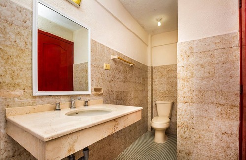 Centro - Supmza 001 Hotel | D Gomar
