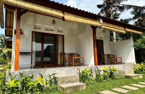 Sidemen Cabina | D'Janu Homestay