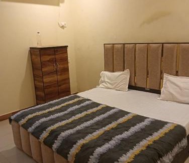 Kanpur Dehat District Hotel | D k hotel and restauraent