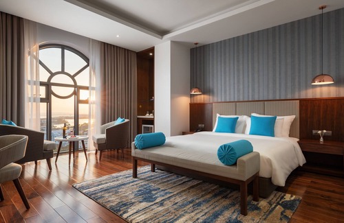 Bai Chay Hotel | D'Lecia Ha Long