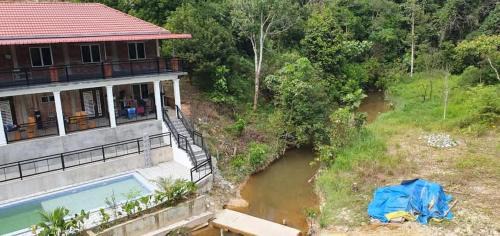 Hulu Selangor Otro | D'Mahdi Rimba Village