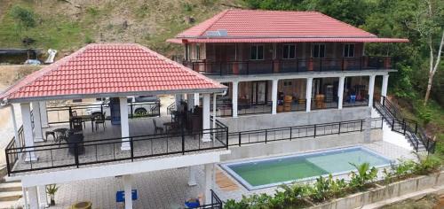 Hulu Selangor Otro | D'Mahdi Rimba Village