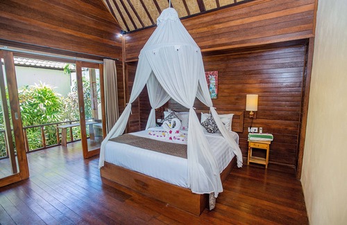 Mushroom Bay Cama Y Desayuno | D'Muncuk Huts Lembongan