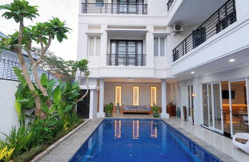 Jimbaran Bay Villa | D'Parama Villa