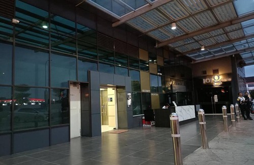 Daerah Kulai Apartamento | D'putra Suite condo Johor Premium Outlet airport