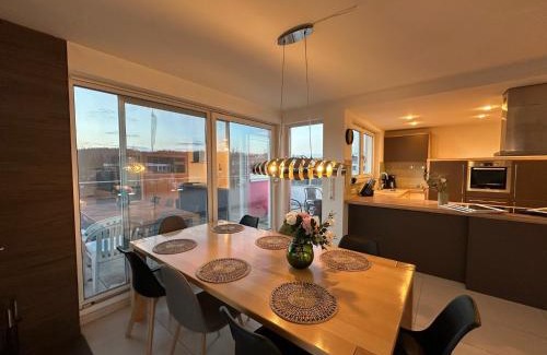 Schoenaich Apartamento | D2 Luxus-Penthouse mit Dachterrasse - Bis 9 Personen - A81 - Stuttgart - Messe - Daimler - ab 5 Nächte - Business Center und Konferenzraum separat buchbar