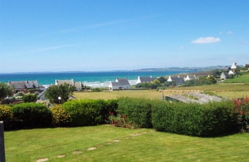 Plomodiern Casa | D8004- VILLA CON VISTAS AL MAR CON GRAN JARDIN A 150 M DE LA PLAYA DE PORS-AR-VAG