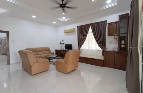 Tangkak Apartamento | D96 Homestay Tangkak 钻石民宿