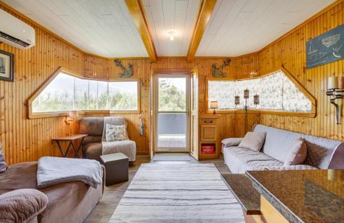 Houma Casa | Da Boat House with World-Class Bayou Fishing!