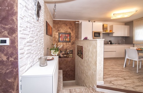 Trento Casa | Da Chris e Lisa 022205-AT-296296