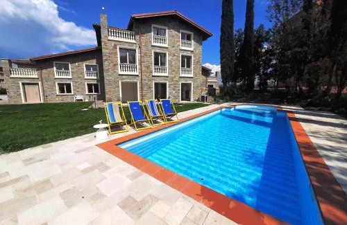 Grosseto Apartamento | Da Ilaria primo piano di villa con piscina e parcheggio