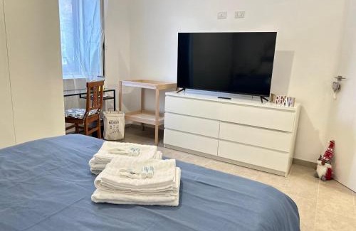 Zona XVI Torrenova Apartamento | Da Mauro & Michela 1 - Cozy Apartment - 5 min Metro C