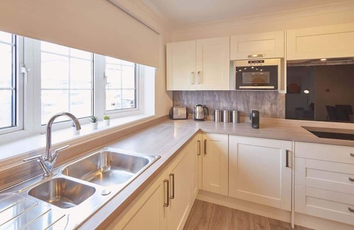 Darlington Casa | Dacama @ Dene Grove - w/Patio & 2 Free Parking