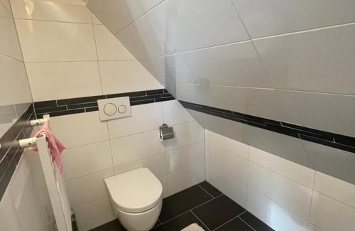 Ruesselsheim Casa | Dach Zimmer D1