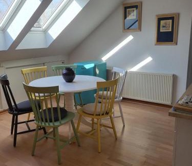 Region Hannover District Apartamento | Dachwohnung in Feldrandlage