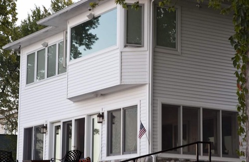 Canandaigua Casa | Dad's Cottage ★ Private waterfront plus 3 King suites★