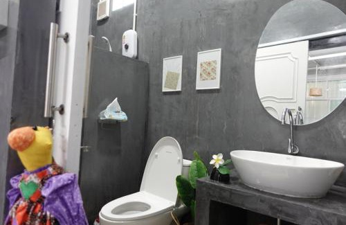 Nong Chaeng Casa | DADDYs ON Home Muang Lopburi