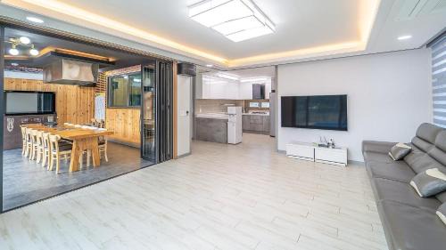 Ansan Casa | Daebudo Juni Pension