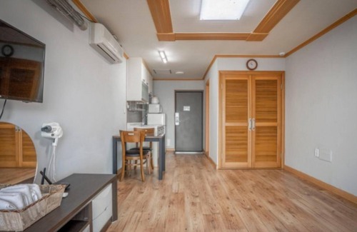 Suwon Casa | Daebudo Noeul and Bada Pension