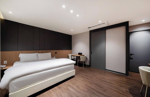 Dongcheon-dong Hotel | Daegu Dongcheondong Hotel B