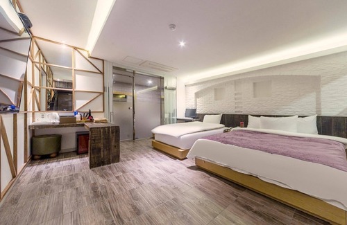 Sincheondong Hotel | Daegu Sincheon Play & Stay Hotel