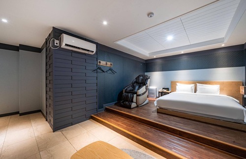 Daedeok-gu Hotel | Daejeon Jungri Capella