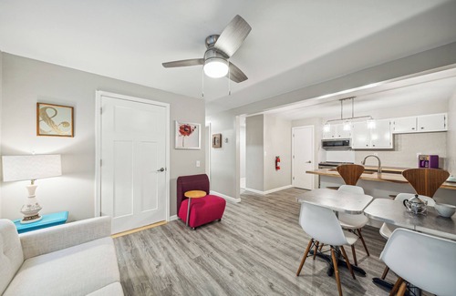 Stillwater Casa | Daffodil House - Large 6 Bedroom Accessible Rental