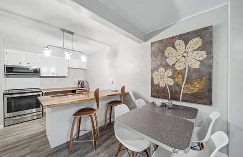 Stillwater Casa | Daffodil House - Large 6 Bedroom Accessible Rental