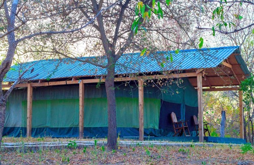 Morogoro Cama Y Desayuno | Daga Camp - Wonderful bed & breakfast with AC in Mikumi