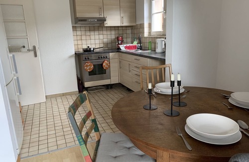 Kussaberg Apartamento | Daheim am Rhein - Schöne 2 ½ Zimmer mit Balkon