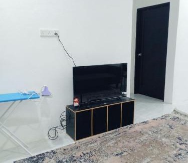Kampung Ru Tapai Casa | Dahlia Homestay 3