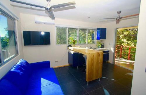 Sámara Casa | Dahlia Penthouse Beach Getaway, Stunning Views!