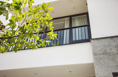Phuc Yen Villa | Dai Lai Resort - Night Street - SV609 Dream Villa