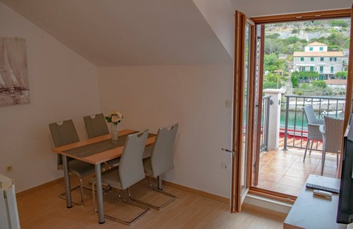 Stomorska Apartamento | Daira - Great Location - A3