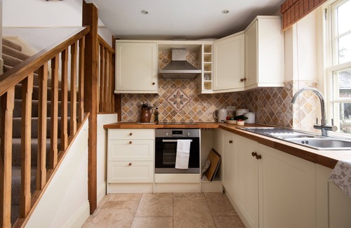 West Heslerton Cabaña | Dairy Cottage - sleeping 4 guests in 2 bedrooms