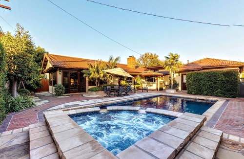 Wrigley Villa | La Villa Daisy Paradise