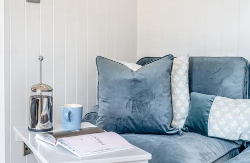 Looe Casa | Daisy Park Shepherds Hut