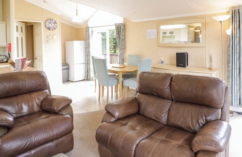 Eardisland Cabaña | DAISY, pet friendly, with a garden in Eardisland