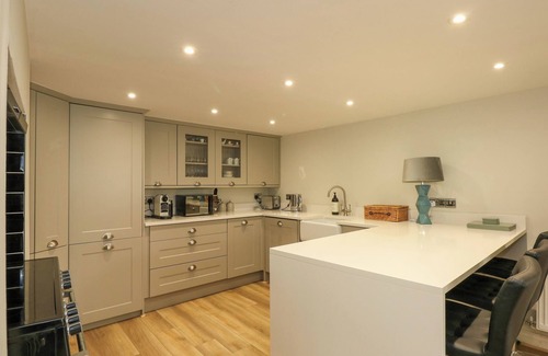 South Creake Cabaña | DAISY'S PLACE, pet friendly, with open fire in Little Walsingham