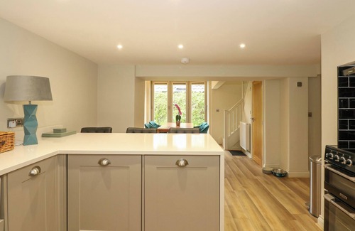 South Creake Cabaña | DAISY'S PLACE, pet friendly, with open fire in Little Walsingham